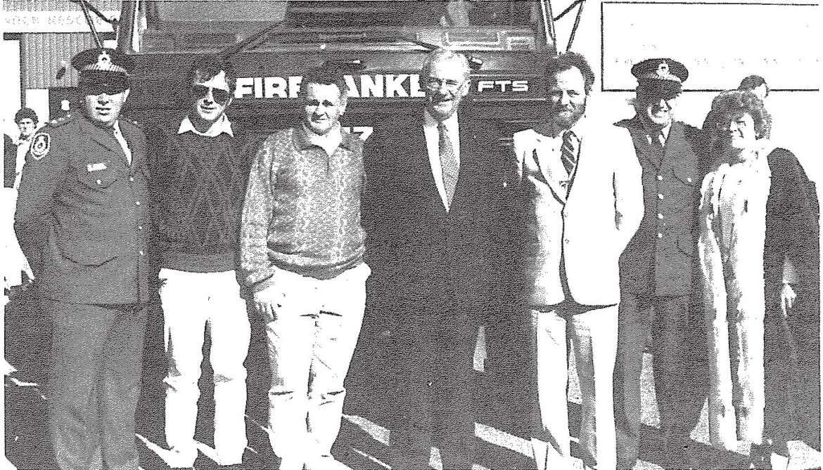 L to R: Glenn Byrnes, Council Deputy Fire Control Officer; Paul West, Brigade; Les Stewart, Brigade Captain; His Excellency - William Hayden Governor General of Australia; John Davidson, Brigade; Bob Kitching, Council Fire Control Officer, Mayor Callaghan, Council of City of Cessnock.